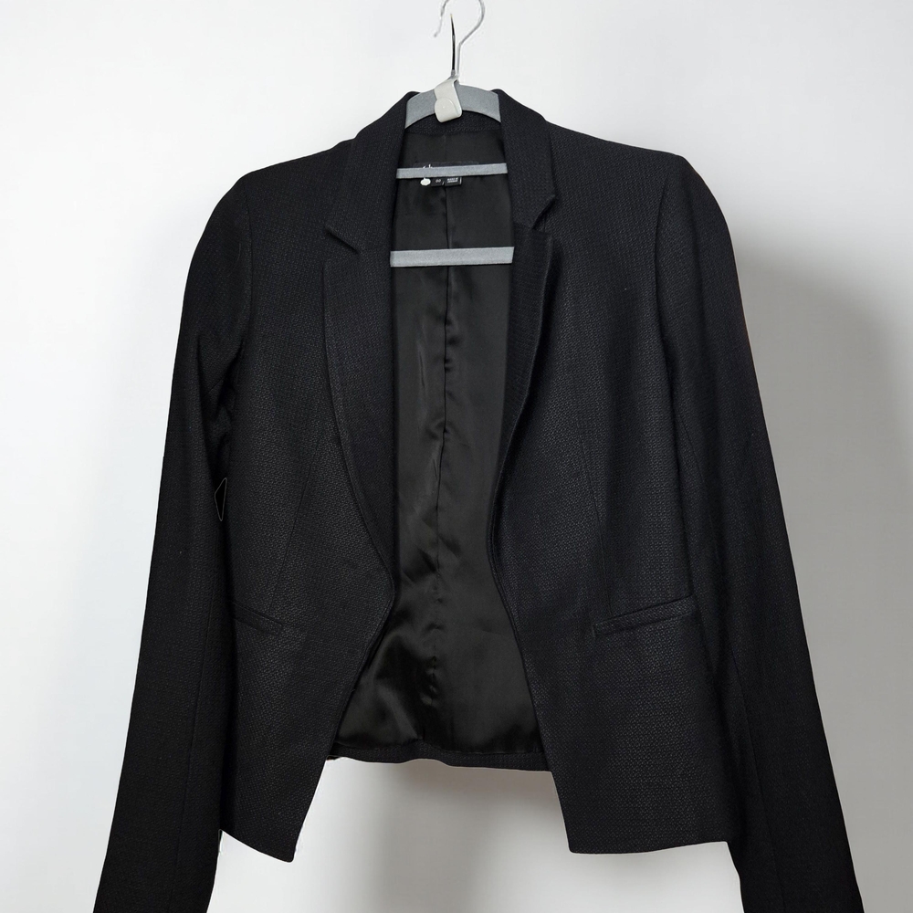 Theory 2 Piece Suit